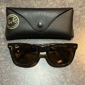 Ray-Ban RB4105 Foldable Wayfarer Tortoise Frame with/ Crystal Brown Lens